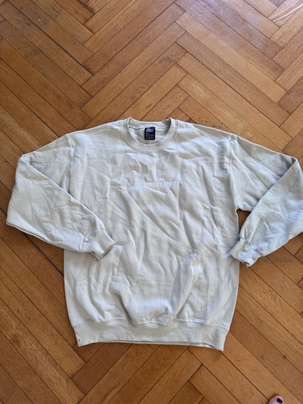 Just Women’s Sports Beige Crewneck Sweater M - Picture 2 of 7